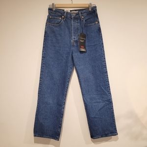 Levis Ribcage Straight Ankle